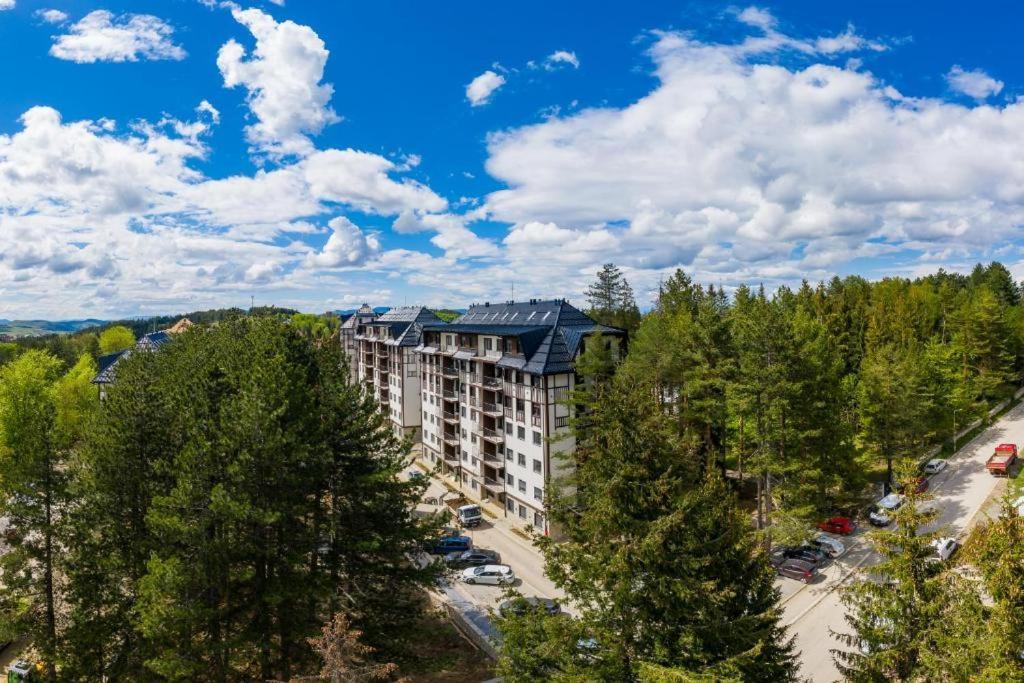 Lux Titova Sony Ps Zlatibor