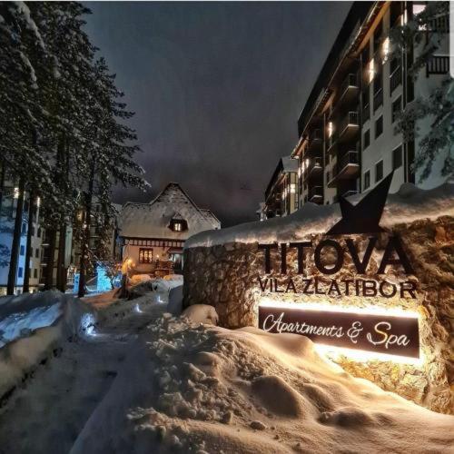 Lux Titova Sony Ps *